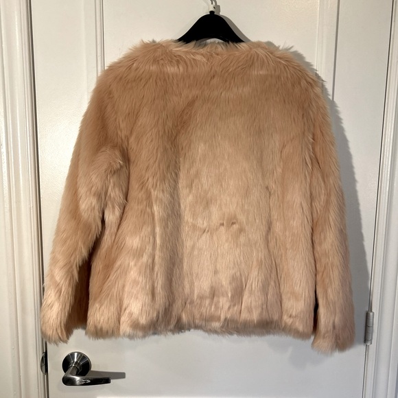 REGAL FAUX FURS Jacket , Light Tan, Women’s Size M , NWT - Picture 2 of 6